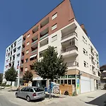 The Cozy Nest - Fully Loaded Apt