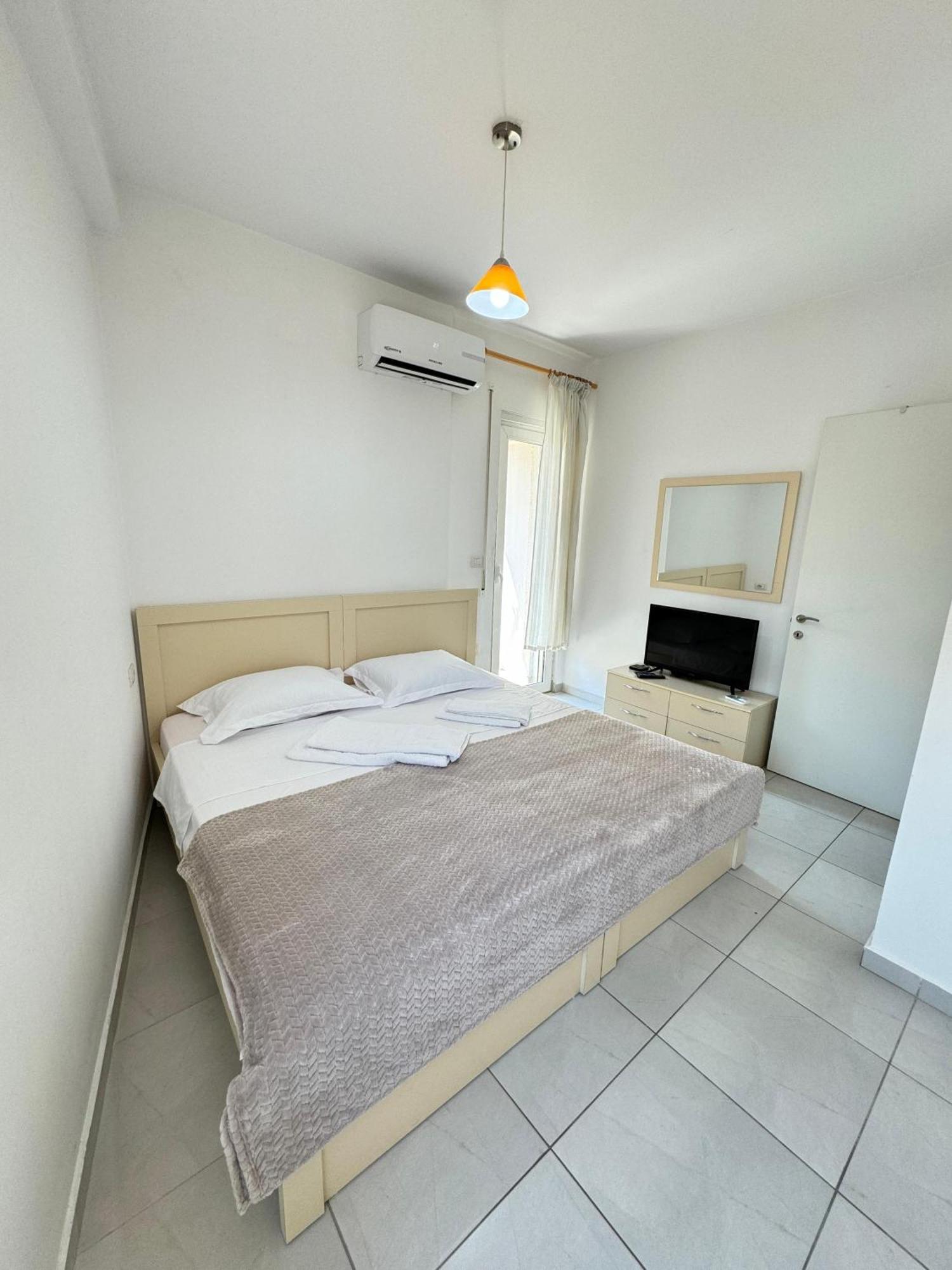 The Cozy Nest - Fully Loaded Apartment Tirana